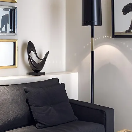 Montaigne Paris