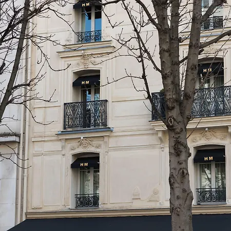 Hotel Montaigne Paris