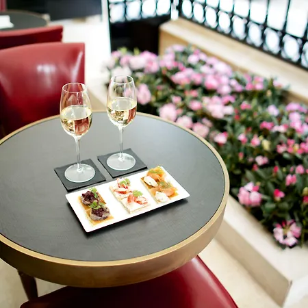 Hotel Montaigne