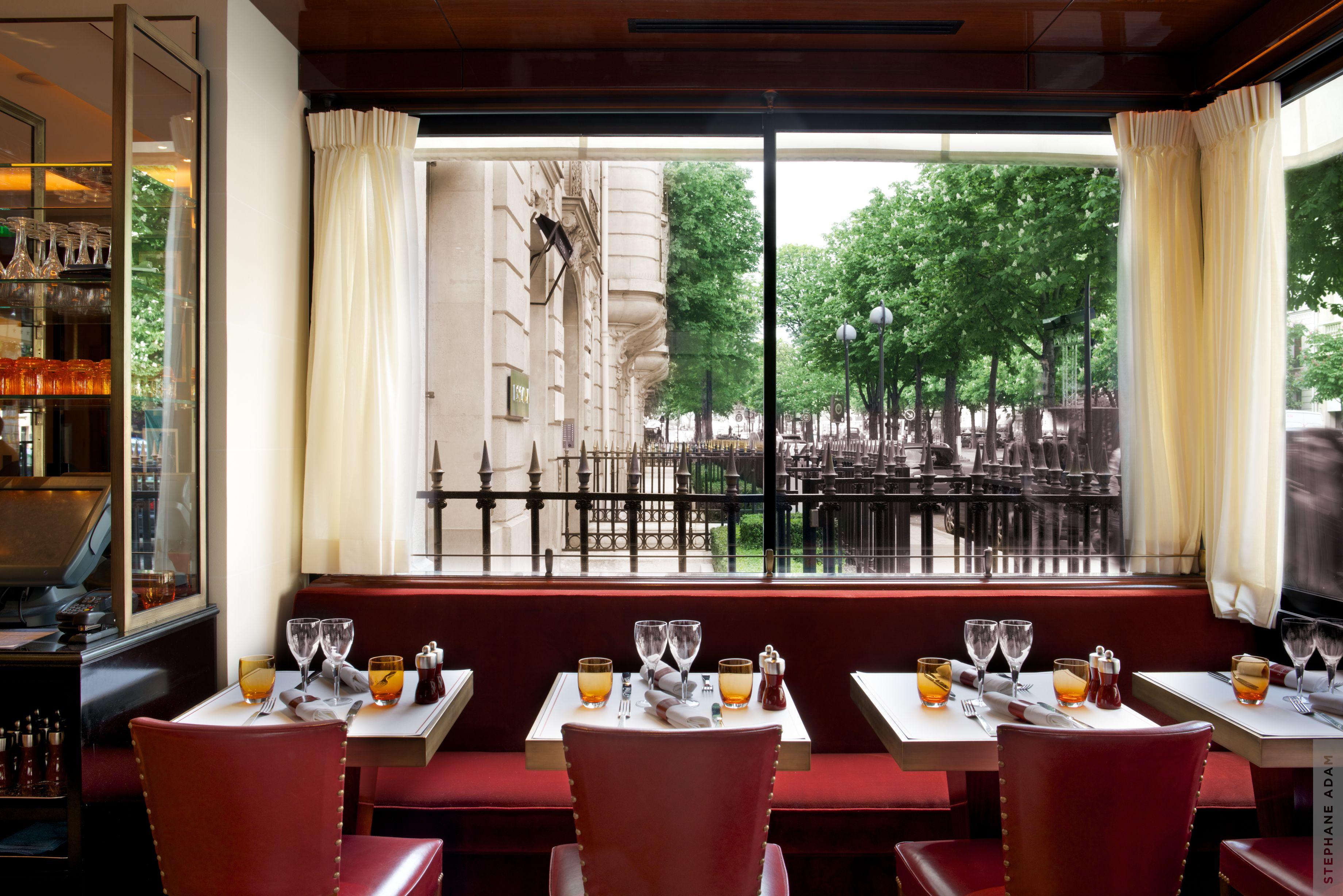 Hotel Montaigne 5*